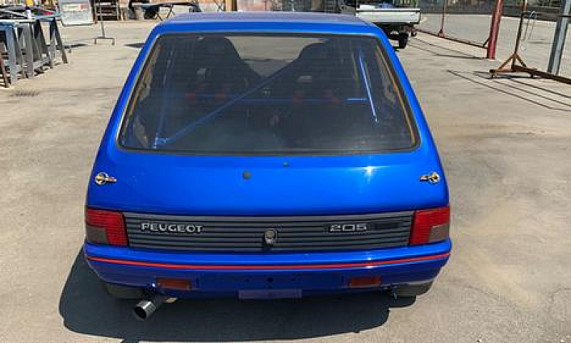 Peugeot 205 1.9 3 Po...