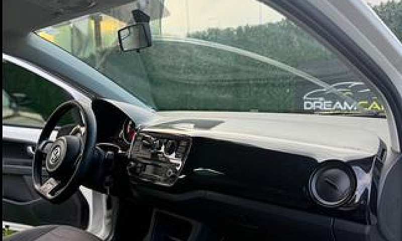 Volkswagen Up 2013 1...