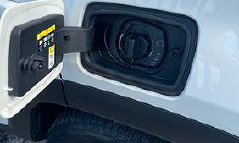 Jeep Renegade 1.3 T4...
