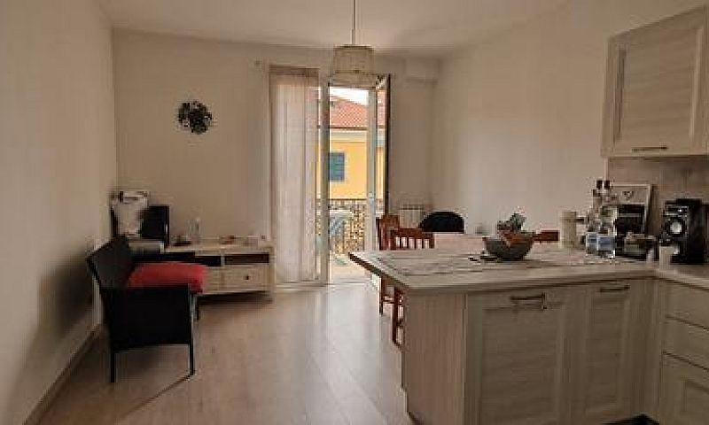 Appartamento Con Ter...
