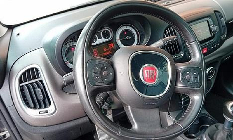 Fiat 500L Lounge.uni...