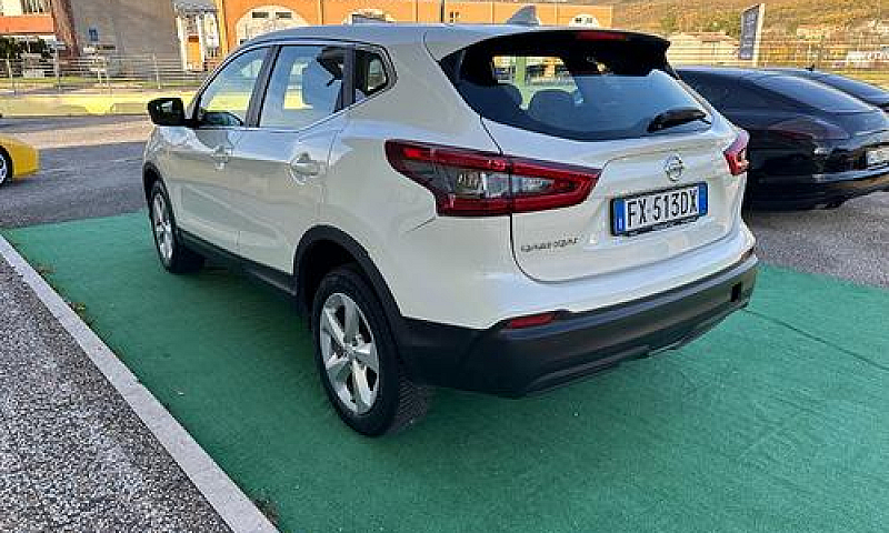 Nissan Qashqai 1.5 D...