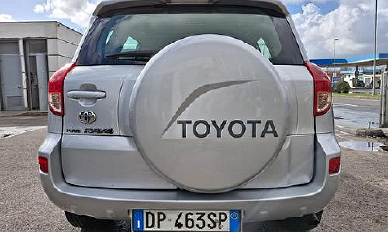 Toyota Rav 4 2.2 D-4...
