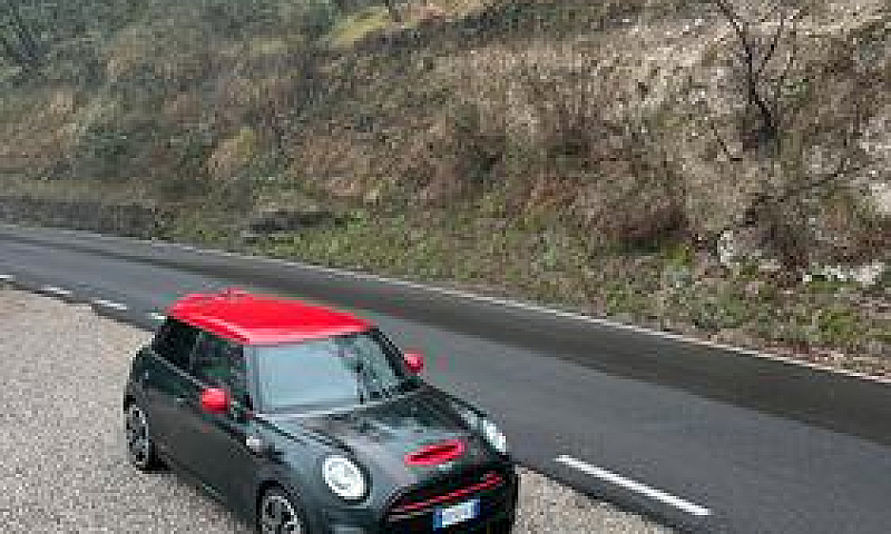 Mini John Cooper Wor...
