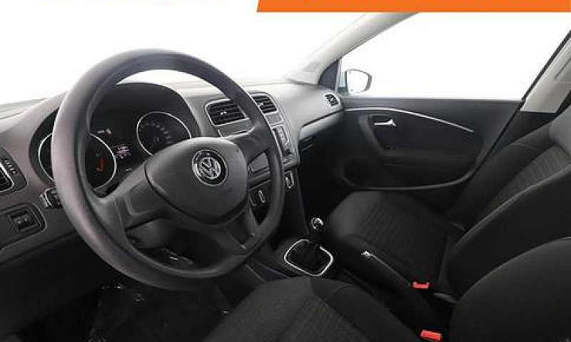Volkswagen Polo Em50...