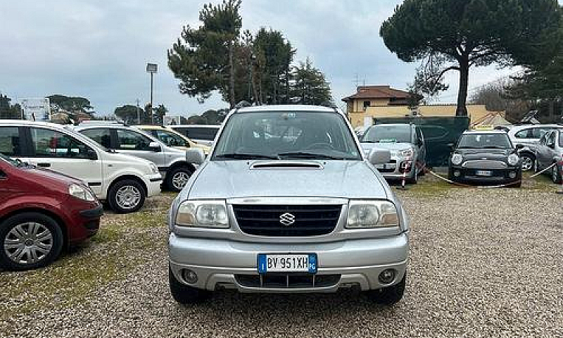 Suzuki Grand Vitara ...