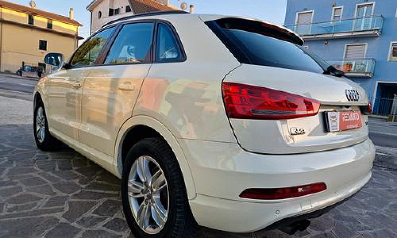 Audi Q3 2.0 Tdi Busi...