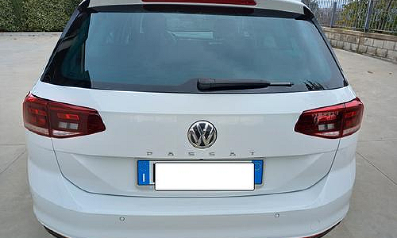 Volkswagen Nuova Pas...