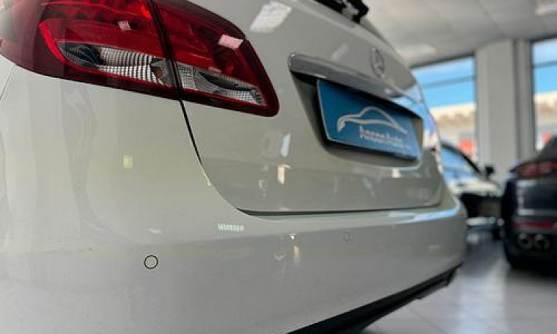 Mercedes B 220 Cdi T...