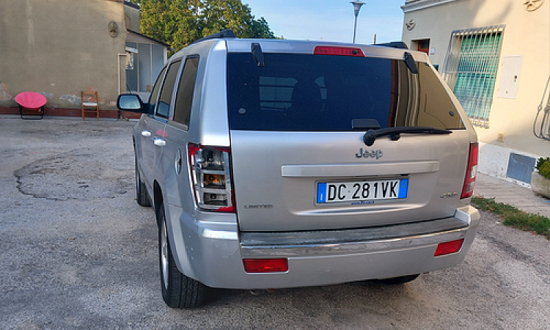Jeep Grand Cherokee ...