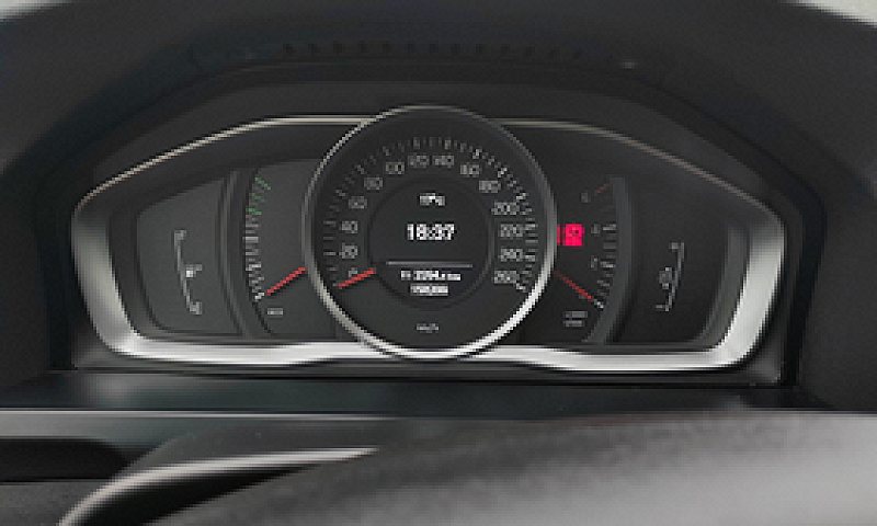 Volvo V60 D2 1.6 115...