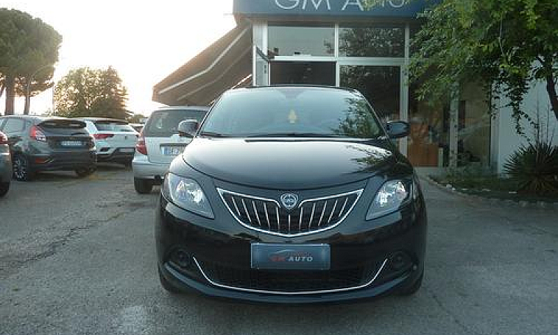 Lancia Ypsilon 1.0 F...