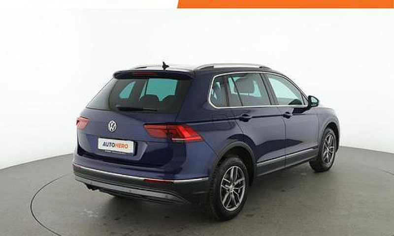 Volkswagen Tiguan Eu...