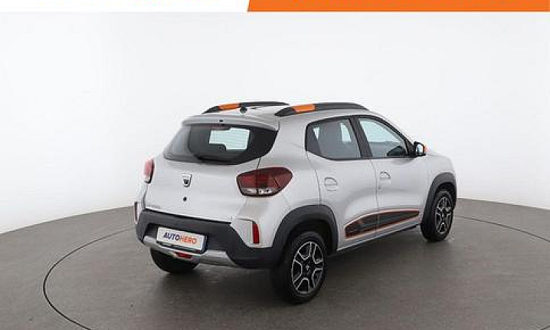 Dacia Spring Comfort...