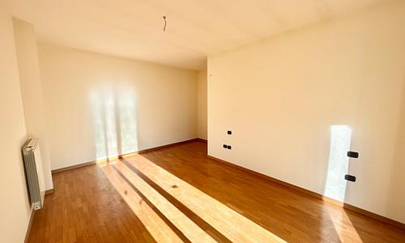 Appartamento Con Box...