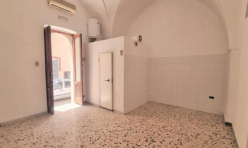 Via Napoli P. Rialza...