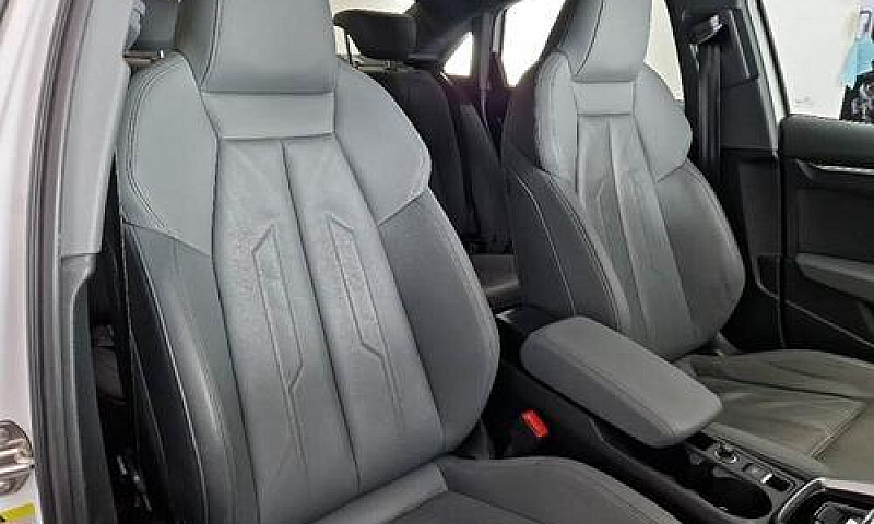 Audi A3 Berlina 2000...