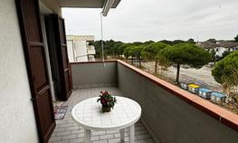 Trilocale Con Balcon...