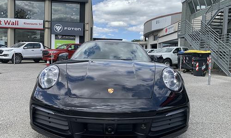 Porsche 911 (992) 91...