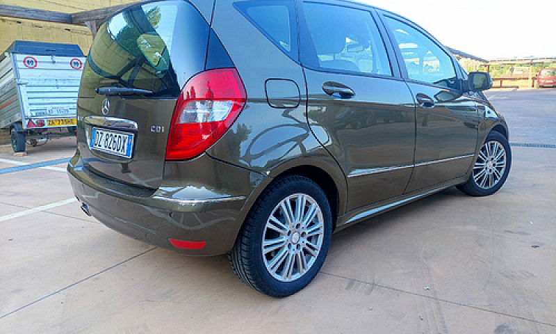 Classe A 180 Guarda ...