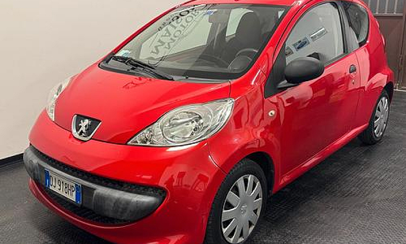 Peugeot 107 1.0 68Cv...