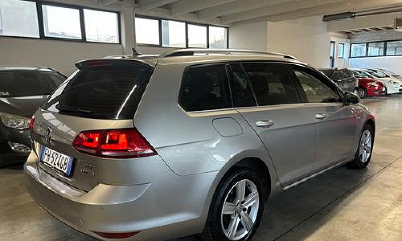 Volkswagen Golf Vari...