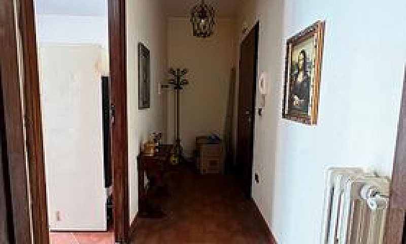 Trilocale Vico Raffa...