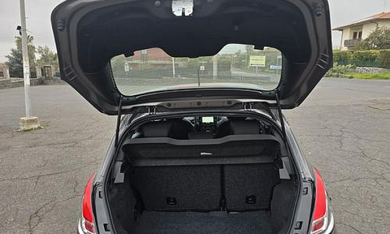 Lancia Ypsilon 1.0 F...