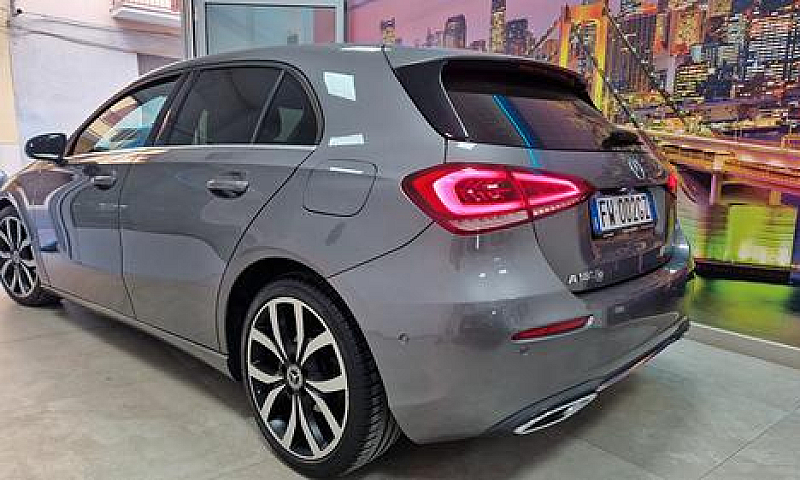 Mercedes-Benz A 180 ...