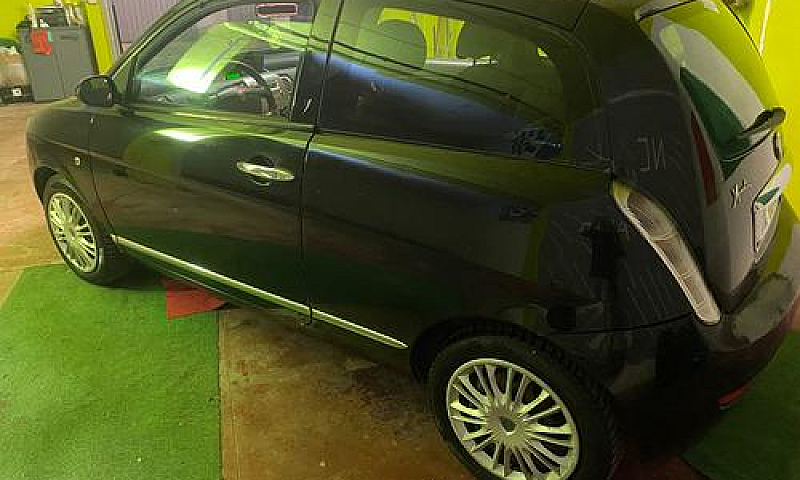 Lancia Ypsilon 1.2 O...
