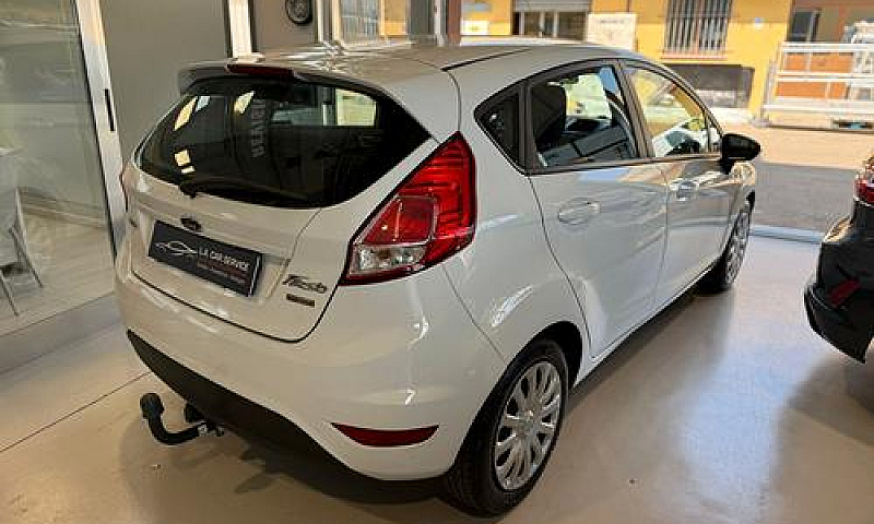 Ford Fiesta 1.5 Tdci...