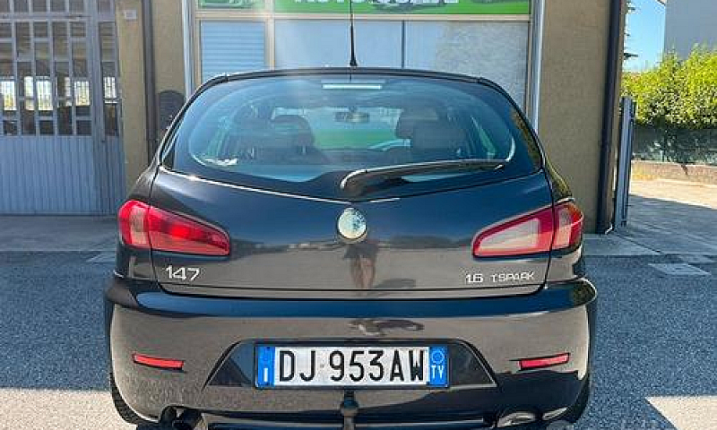 Alfa Romeo 147 1.6 G...