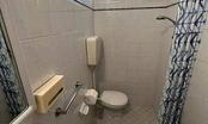 Camera Con Bagno Per...