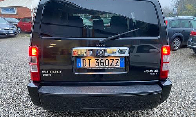 Dodge Nitro 2.8 Crd ...