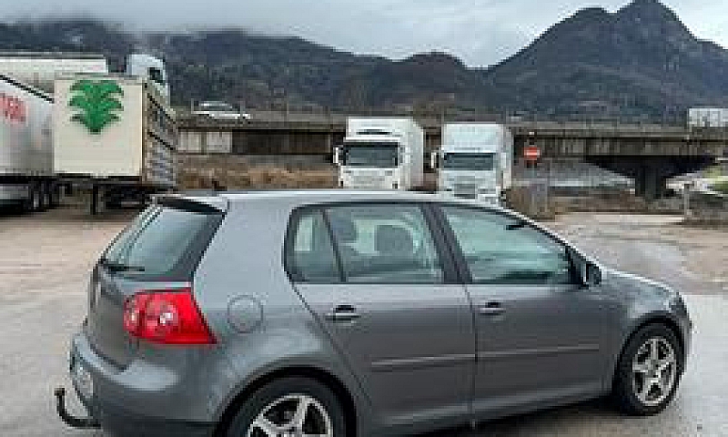 Golf 5...
