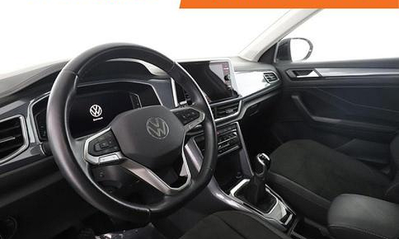 Volkswagen T-Roc 1.5...