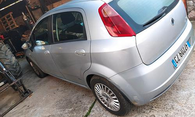 Fiat Grande Punto - ...