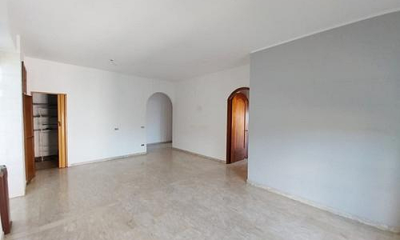 Ampio Appartamento V...
