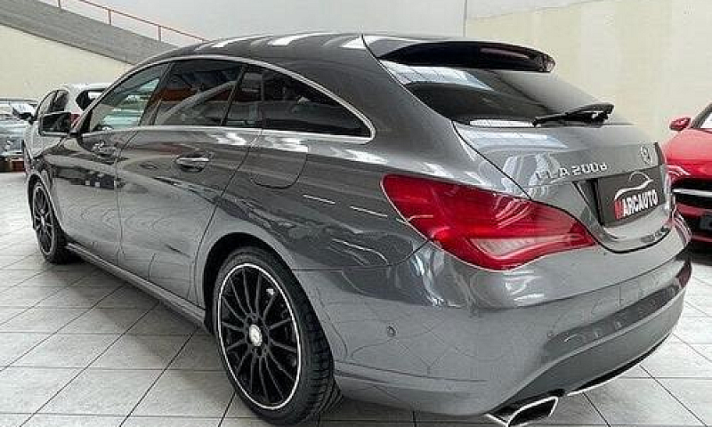 Mercedes-Benz Cla 20...