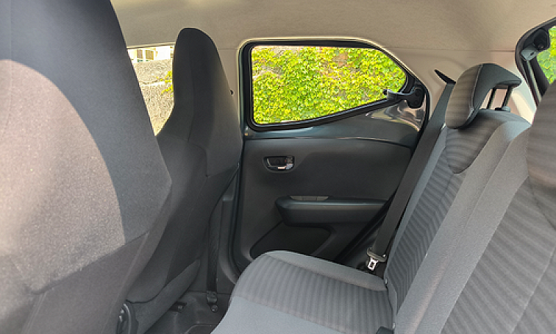Toyota Aygo Praticam...