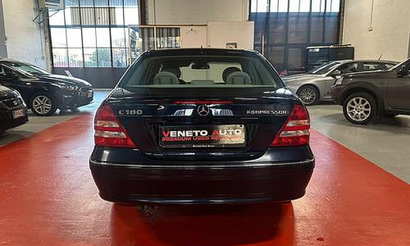 Mercedes-Benz C 180 ...