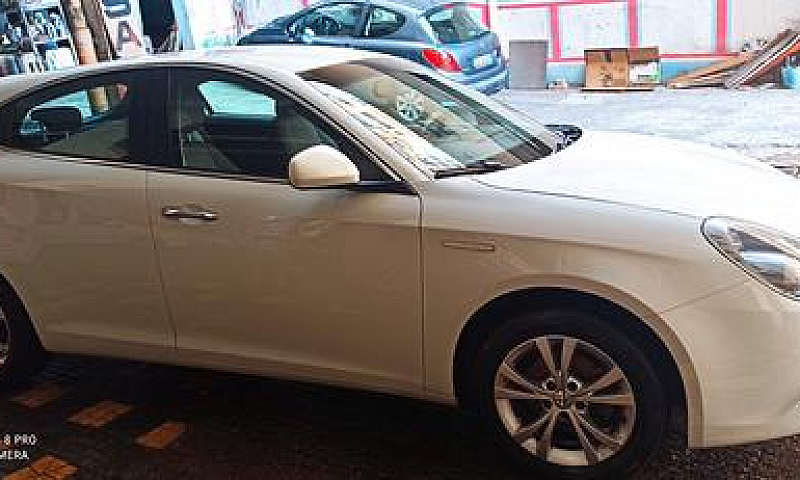 Alfa Romeo Giulietta...