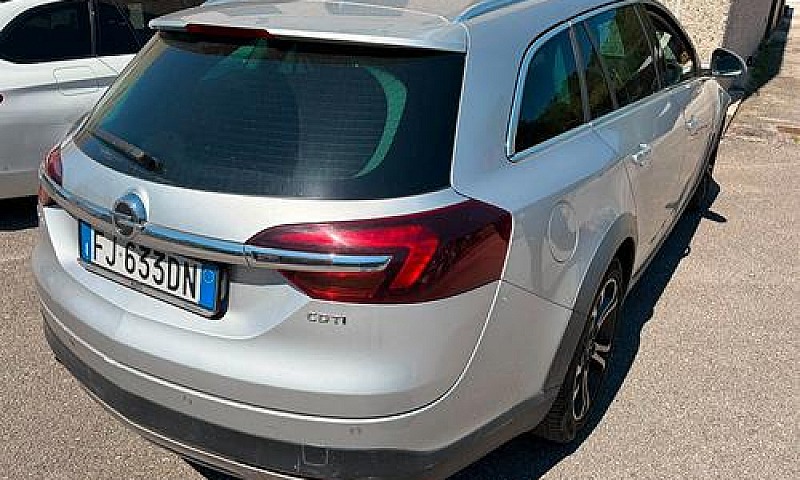 Opel Insignia 1.6 Cd...