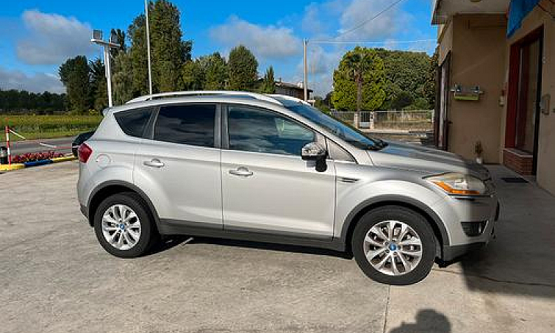 Ford Kuga...