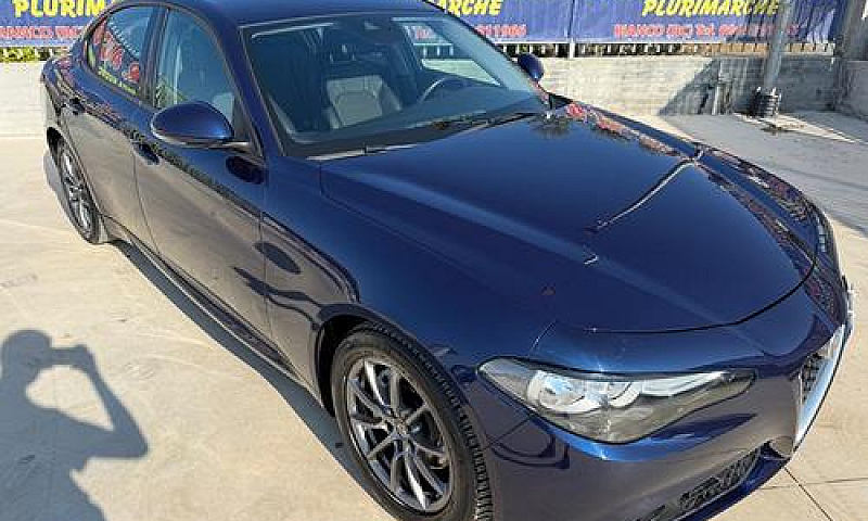 Alfa Romeo Giulia 2....