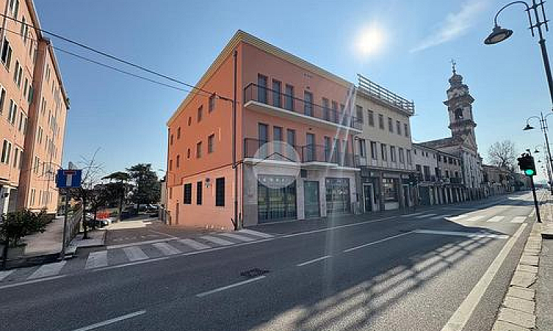 2 Locali A Battaglia...