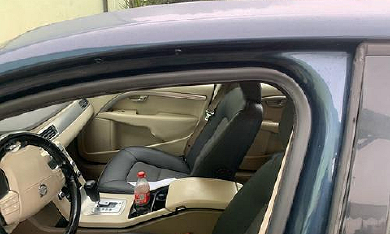 Volvo V70 2.4 D5 Sum...