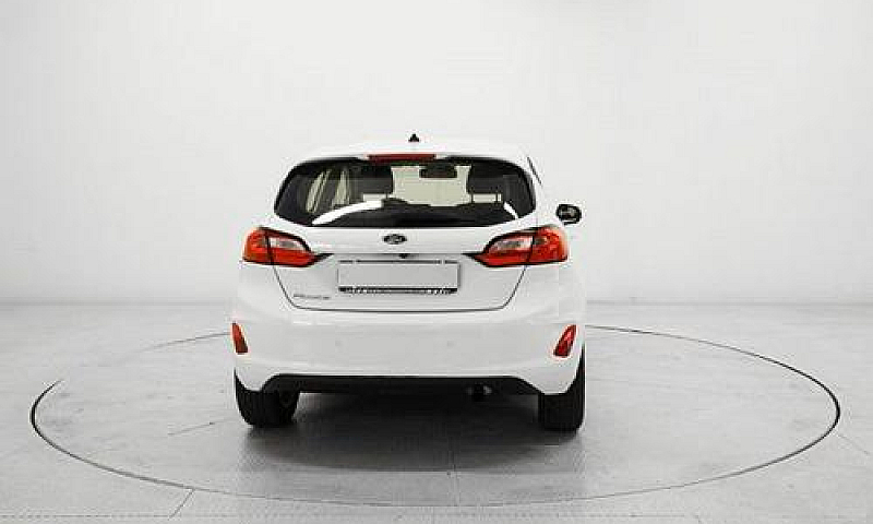 Ford Fiesta Fiesta 1...