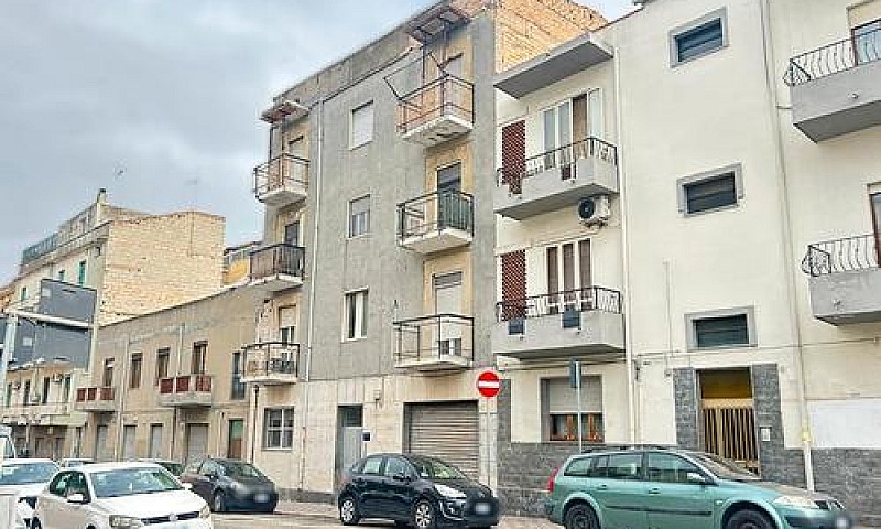 Cagliari,4 Ingressi ...