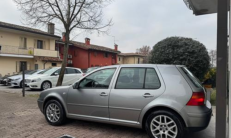 Volkswagen Golf 1.6 ...